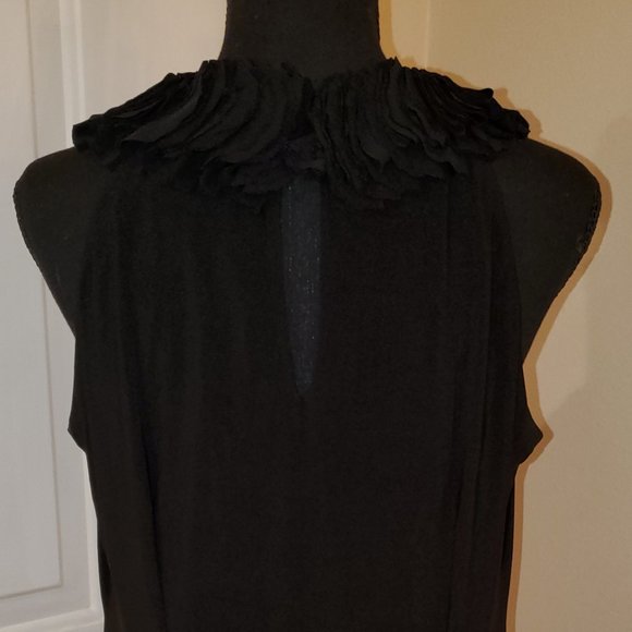 Black Sleeveless Cocktail Dress with Neck Detail - Picture 3 of 3